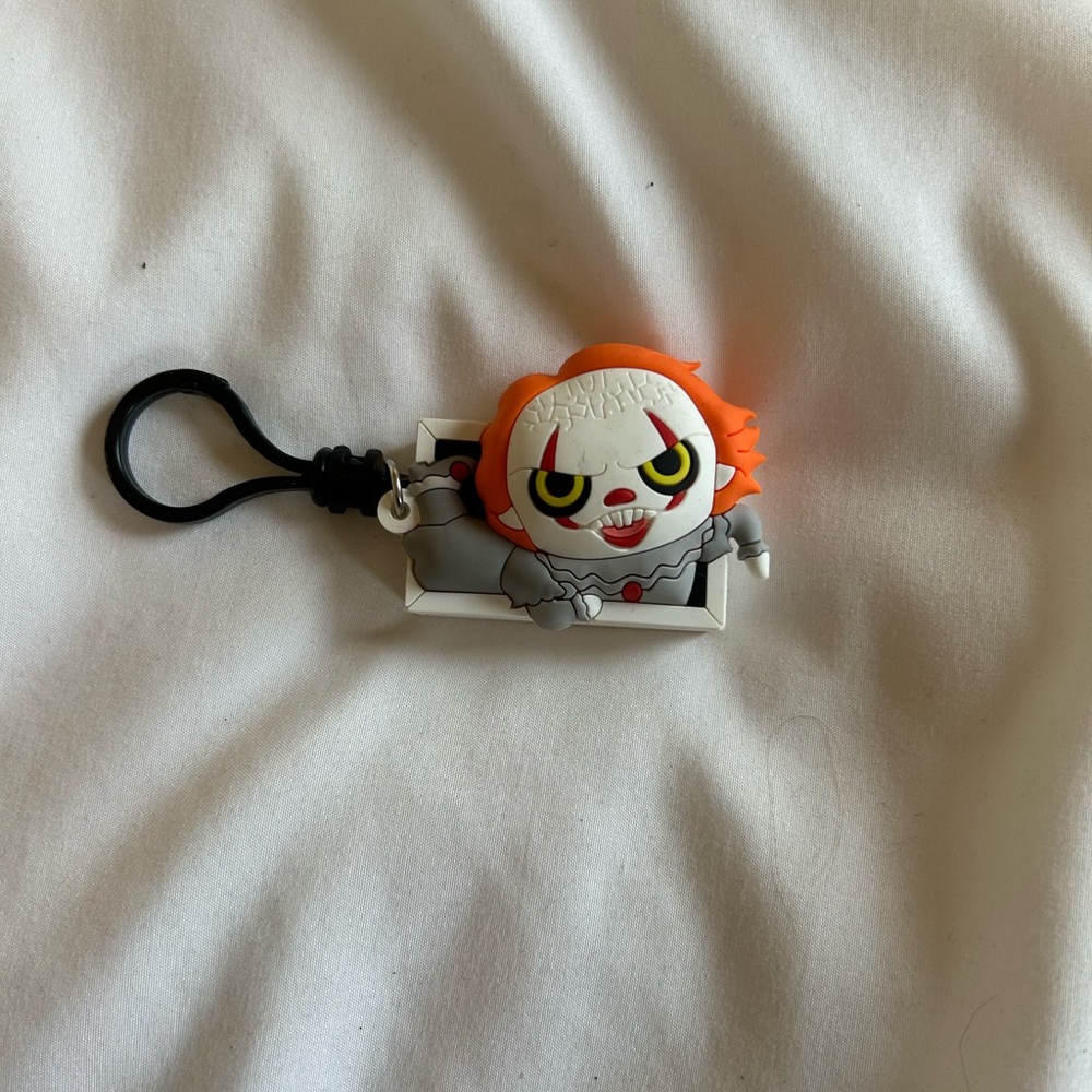 Movie Character Keychains - Picture 3 of 4